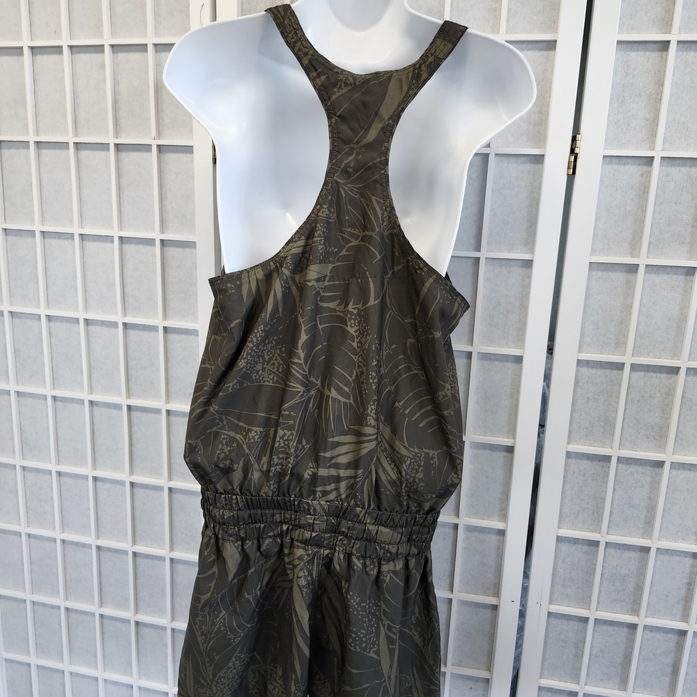 Vuori Jungle Green Wome  One Piece - Picture 2 of 4
